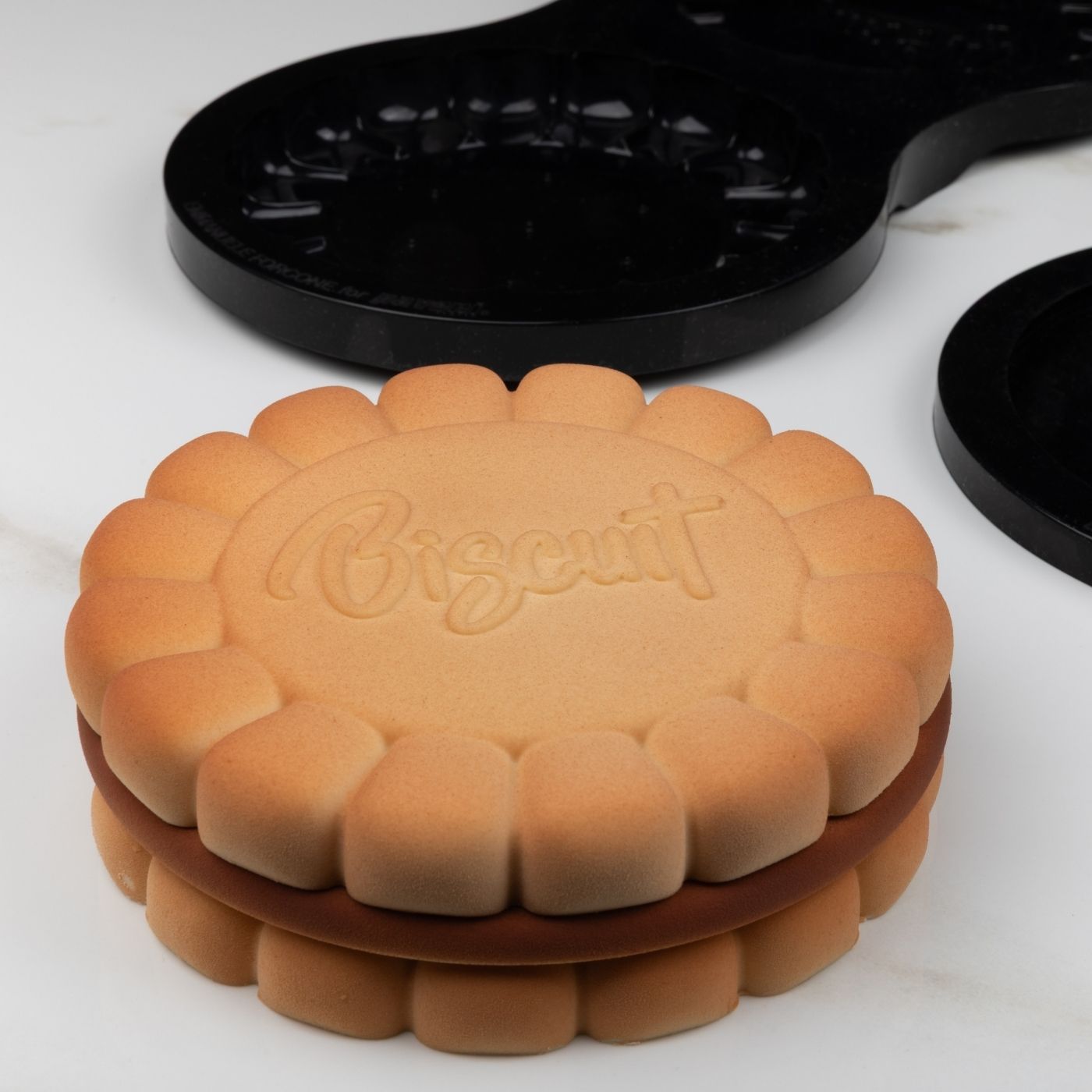 KE111S Biscuit